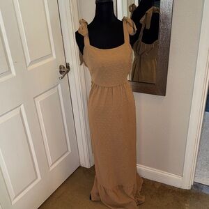 Chic Tan Sleeveless Maxi Dress